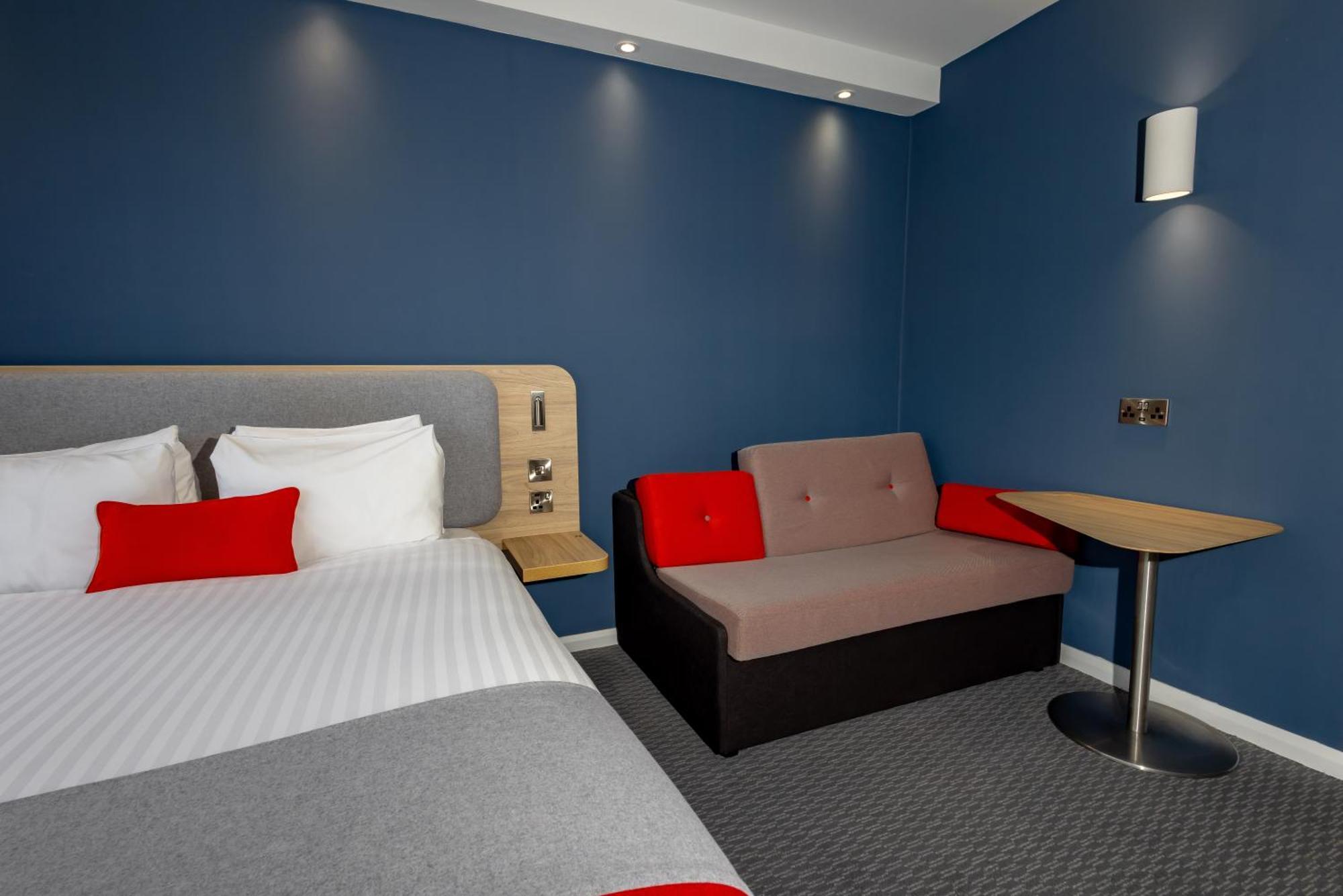 Holiday Inn Express Norwich By Ihg Drayton  Exterior foto